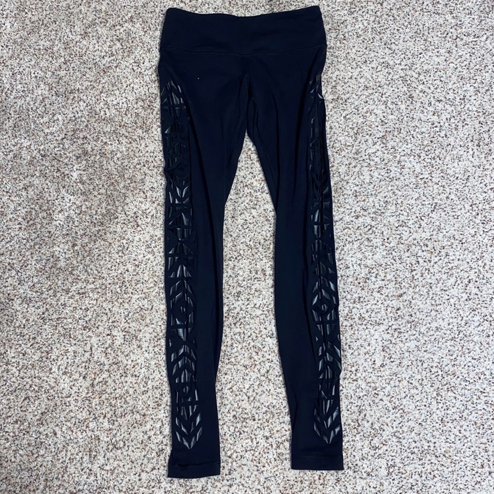 Lululemon Wunder Under Aztec
